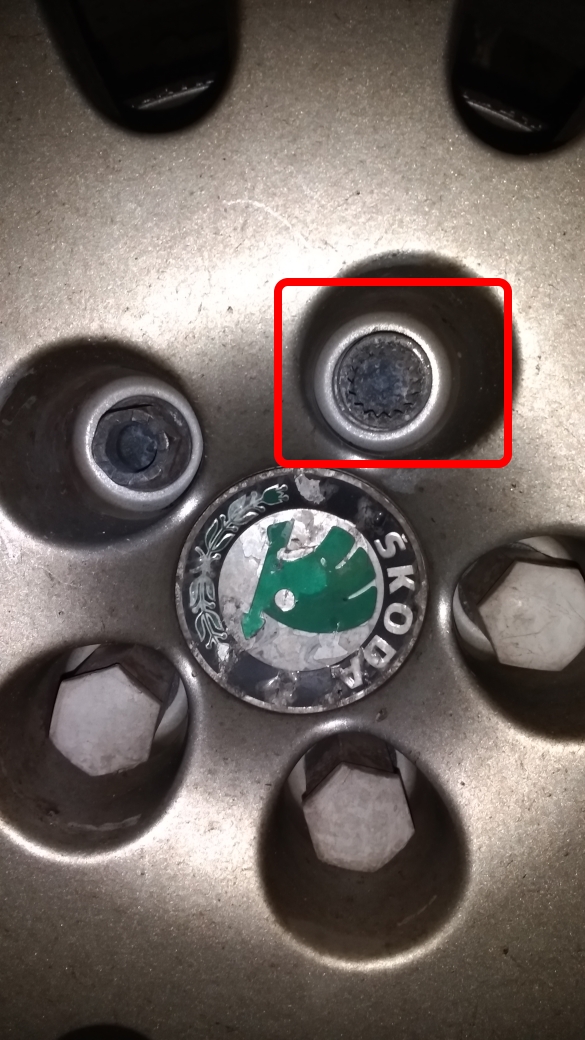 locking wheel nut adapter
