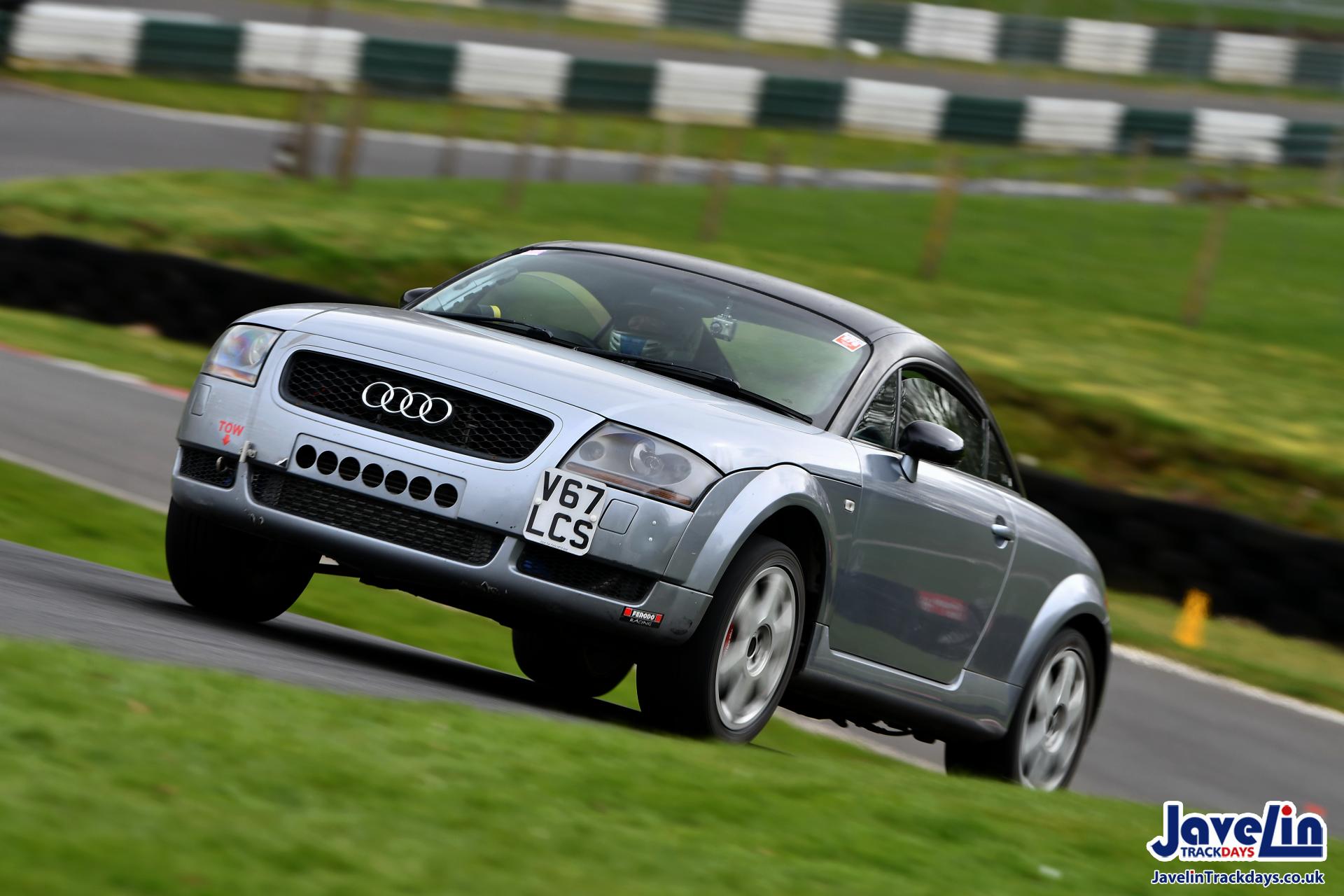 Is Audi TT MK1 a good track day car? - Track Days Insider - Tips