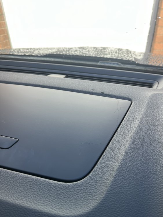 Dashboard storage replacement. 2021 SEL - Skoda Karoq - BRISKODA